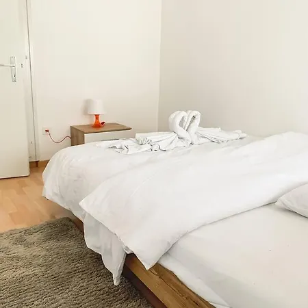 Vivere A - 5 Minuti Da Piazza Grande Appartement *